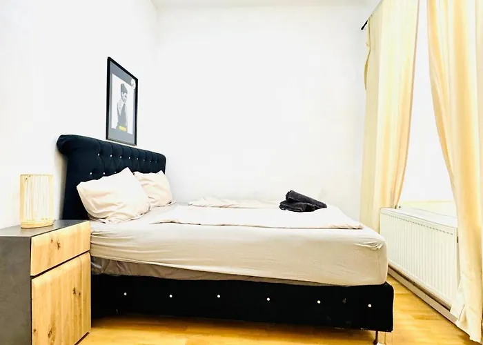 Comfy In A Shared Apt, 8min To Rathausplatz Apartmán *