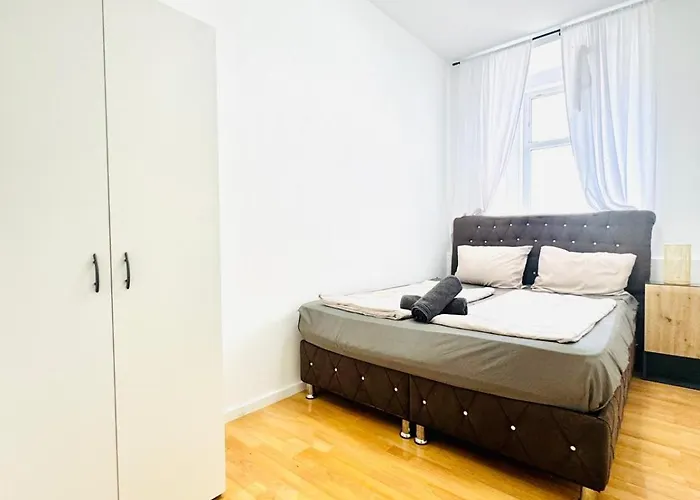 Comfy In A Shared Apt, 8min To Rathausplatz Apartmán Vídeň
