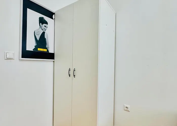 Comfy In A Shared Apt, 8min To Rathausplatz Apartmán *