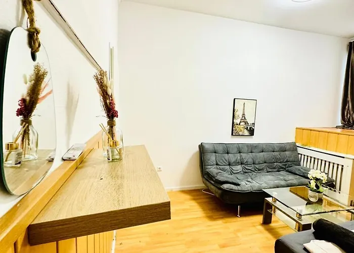 Comfy In A Shared Apt, 8min To Rathausplatz Apartmán *