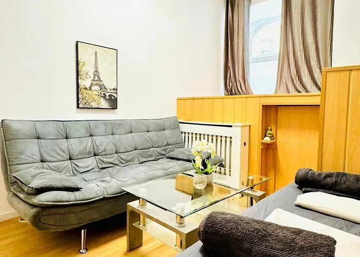 Comfy In A Shared Apt, 8min To Rathausplatz Apartmán Vídeň